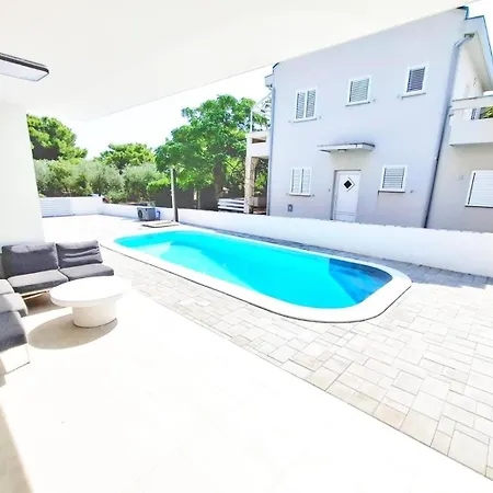 Family Friendly House With A Swimming Pool Povljana, Pag - 24256 *