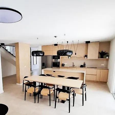 Vakantiehuis Family Friendly House With A Swimming Pool Povljana, Pag - 24256 Povljana