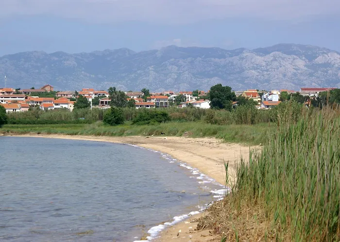 בית נופש Family Friendly House With A Swimming Pool Povljana, Pag - 24256 פובליאנה