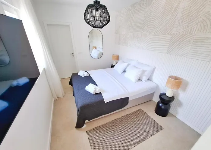 בית נופש Family Friendly House With A Swimming Pool Povljana, Pag - 24256 *